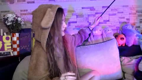 Snapshot of dalia_peach chatting on 10-24-25, 09:06 Dalia online show from 10-24-25, 09:06