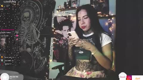 dalia_vorhees online show from 01-06-25, 05:52