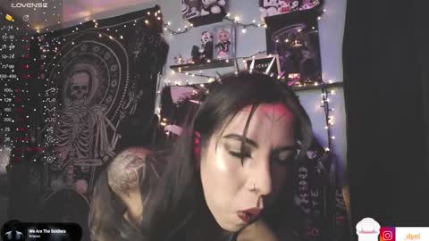 dalia_vorhees online show from 01-07-25, 03:35