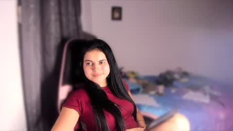 Dalia April online show from 06-17-26, 04:04