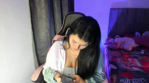 Dalia April online show from 07-30-26, 02:54