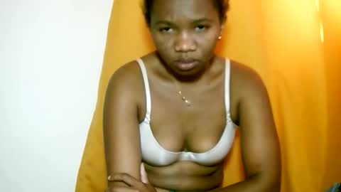 Snapshot of daliabella chatting on 09-24-25, 07:12 daliabella online show from 09-24-25, 07:12