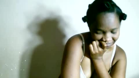 Snapshot of daliabella chatting on 11-16-25, 07:25 daliabella online show from 11-16-25, 07:25