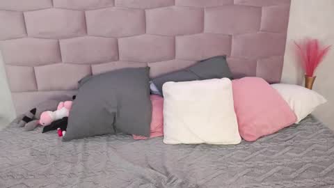 Snapshot of daliacruz chatting on 10-06-25, 07:11 Dalia bondage online show from 10-06-25, 07:11