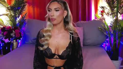 DalidaSelena online show from 05-05-26, 02:47