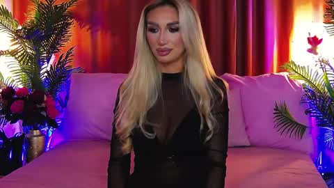 DalidaSelena online show from 05-18-26, 05:41