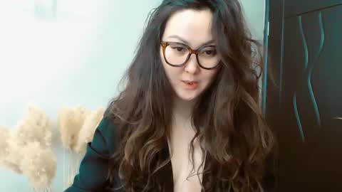 Dali online show from 12-28-24, 05:55