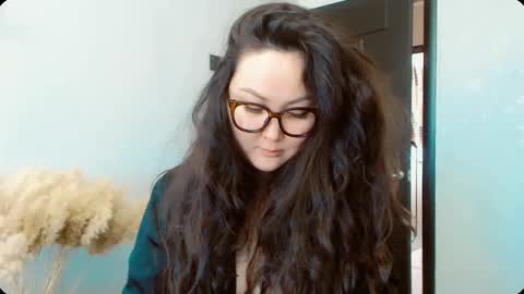 Dali online show from 10-16-25, 07:09