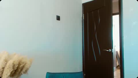 Dali online show from 10-24-25, 07:27