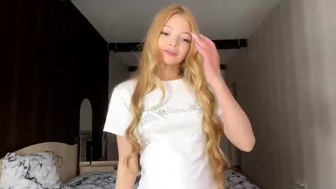 Snapshot of dalilarouw chatting on 08-03-26, 03:38 Gi online show from 08-03-26, 03:38