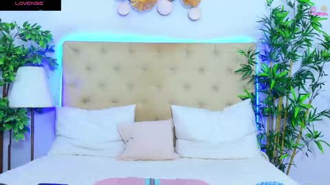 daliyaa_ online show from 05-06-26, 12:21