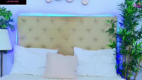 daliyaa_ online show from 05-12-26, 12:24