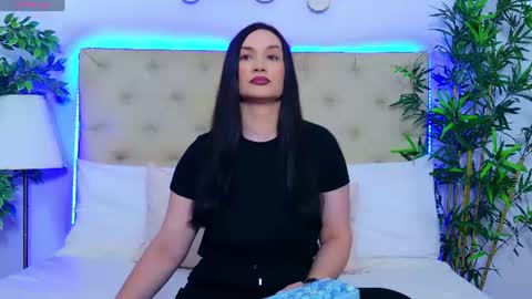 daliyaa_ online show from 06-12-26, 12:04