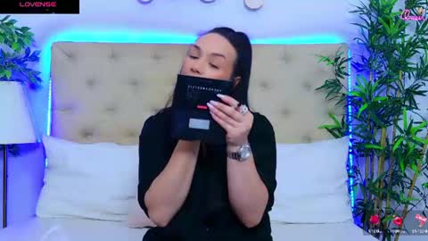 daliyaa_ online show from 06-15-26, 11:56