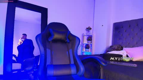 Snapshot of dallas_whitee chatting on 04-04-26, 07:33 Dallas whitee online show from 04-04-26, 07:33