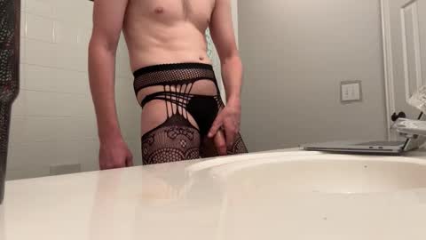 Snapshot of dallasjmg chatting on 02-27-26, 01:05 dallasjmg online show from 02-27-26, 01:05