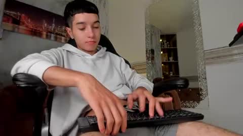Dallen Grant online show from 06-23-26, 01:09