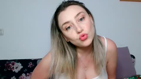 Maria online show from 04-28-26, 09:42