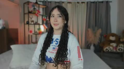 Dalyla online show from 06-25-26, 01:37