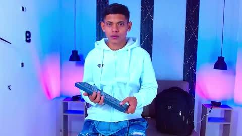 damar_felipe online show from 09-28-25, 04:07