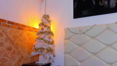         online show from 12-21-24, 07:56