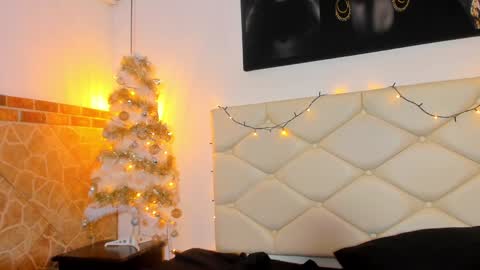         online show from 12-22-24, 09:44