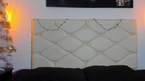         online show from 01-03-25, 04:11