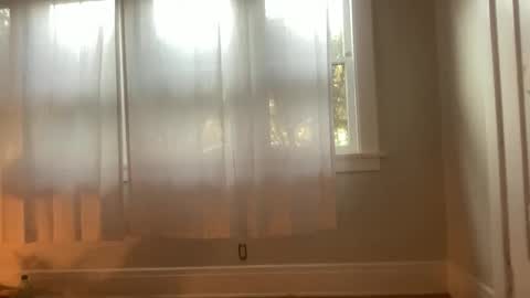 Snapshot of damedauphin chatting on 03-02-26, 12:57 Montana online show from 03-02-26, 12:57