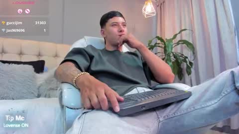 DAMIAN online show from 09-28-25, 02:55