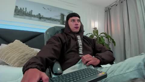 DAMIAN online show from 11-26-25, 10:49