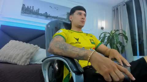 DAMIAN online show from 12-03-25, 10:46