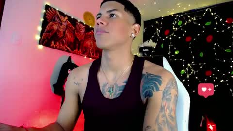 Snapshot of damian_latinxxx chatting on 01-03-25, 02:54 Damian online show from 01-03-25, 02:54