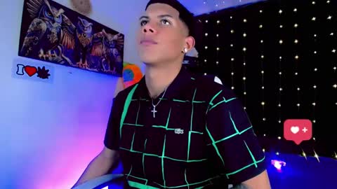 Snapshot of damian_latinxxx chatting on 01-09-25, 02:54 Damian online show from 01-09-25, 02:54