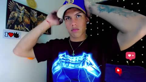 Snapshot of damian_latinxxx chatting on 01-09-25, 08:55 Damian online show from 01-09-25, 08:55