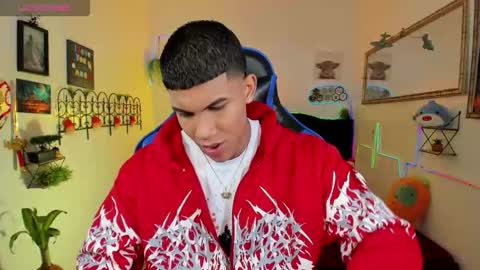 Snapshot of damian_latinxxx chatting on 02-12-26, 03:34 Damian online show from 02-12-26, 03:34