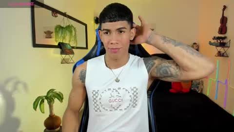 Snapshot of damian_latinxxx chatting on 03-18-26, 03:09 Damian online show from 03-18-26, 03:09