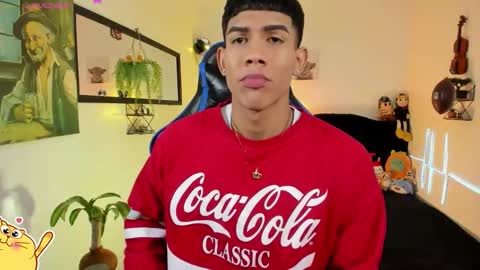 Snapshot of damian_latinxxx chatting on 03-23-26, 02:59 Damian online show from 03-23-26, 02:59