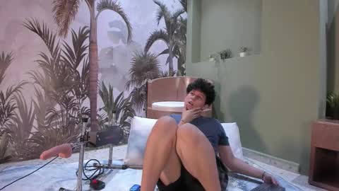 damian_salvatoree online show from 02-05-26, 05:06