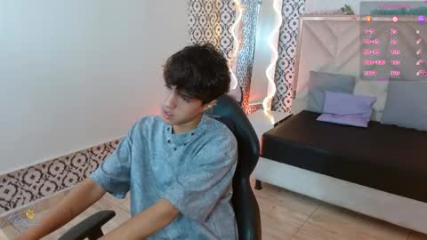 Snapshot of damian_tay chatting on 04-18-26, 11:47 damian_tay online show from 04-18-26, 11:47