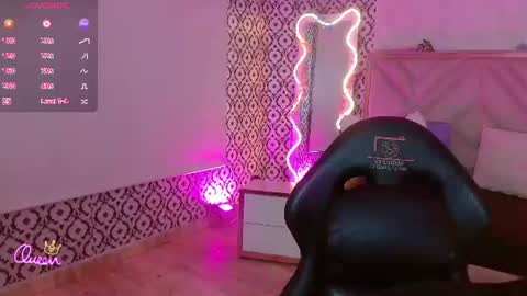damian_tay1 online show from 06-27-26, 11:37