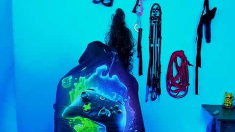 Damian torner online show from 11-18-25, 07:13