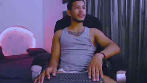 instagram damiannreed. online show from 03-15-26, 05:02