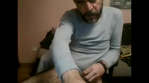 Snapshot of damianour chatting on 01-15-25, 06:19 damianour online show from 01-15-25, 06:19
