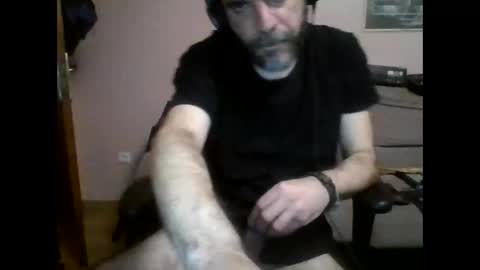 Snapshot of damianour chatting on 02-24-25, 07:30 damianour online show from 02-24-25, 07:30