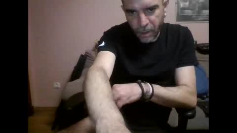 Snapshot of damianour chatting on 03-12-25, 08:31 damianour online show from 03-12-25, 08:31