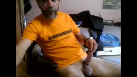 Snapshot of damianour chatting on 09-11-25, 10:37 damianour online show from 09-11-25, 10:37