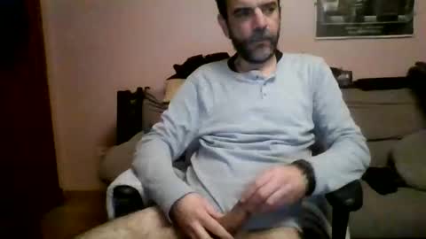 Snapshot of damianour chatting on 11-26-25, 11:44 damianour online show from 11-26-25, 11:44