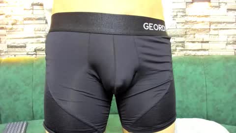 LIAM online show from 10-11-25, 06:28