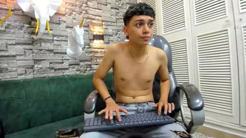 LIAM online show from 10-13-25, 07:03