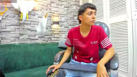 LIAM online show from 11-03-25, 05:25